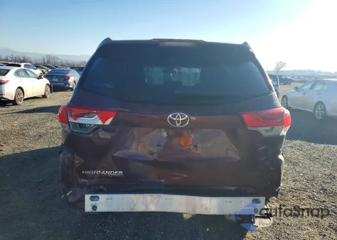 2018 Toyota Highlander Le from USA, damaged, VIN 5TDZZRFH6JS241249